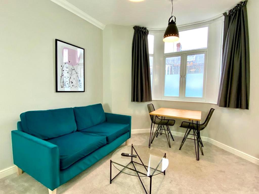 Victoria House By Switchback Stays Cardiff Eksteriør bilde