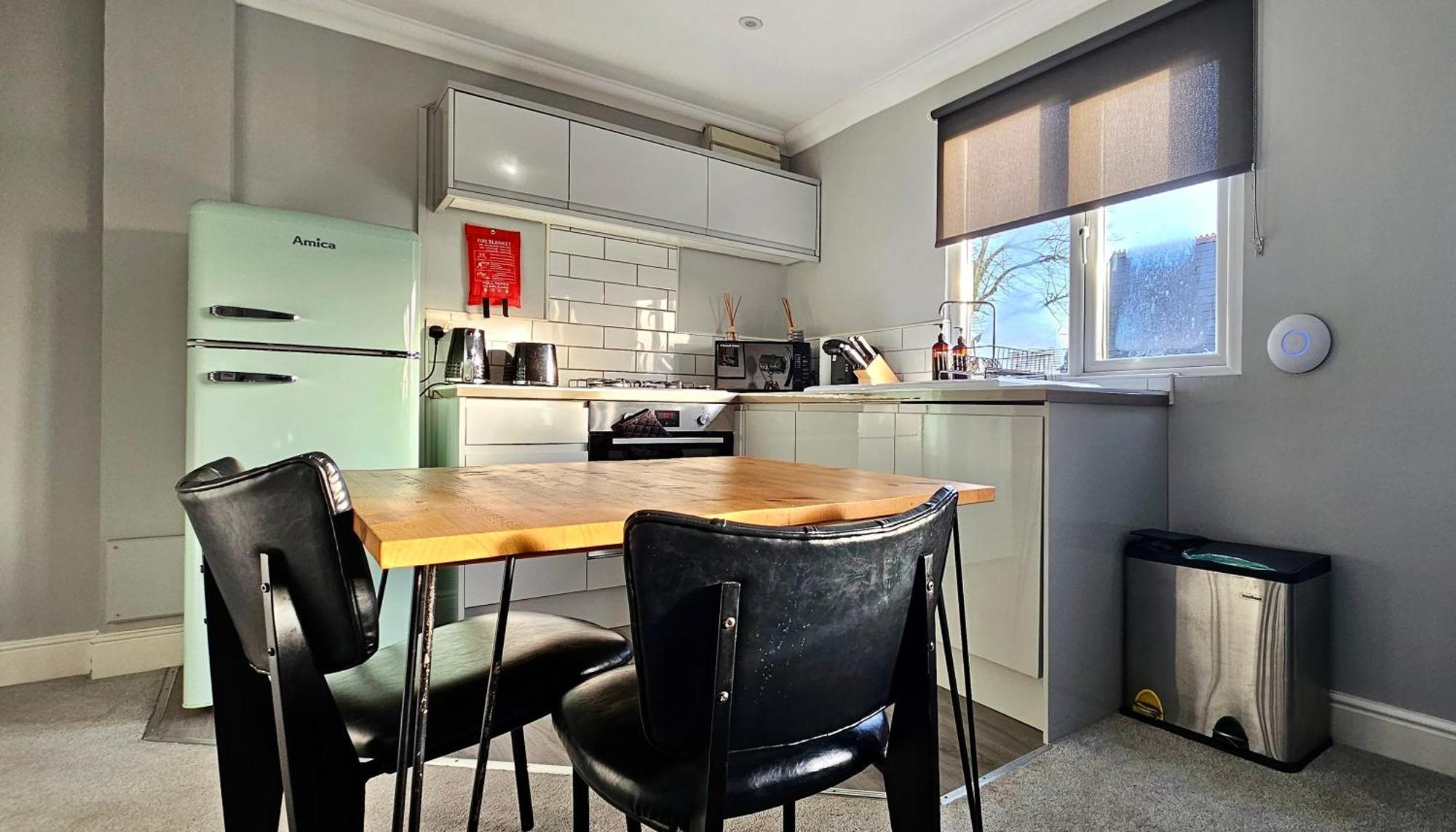 Victoria House By Switchback Stays Cardiff Eksteriør bilde